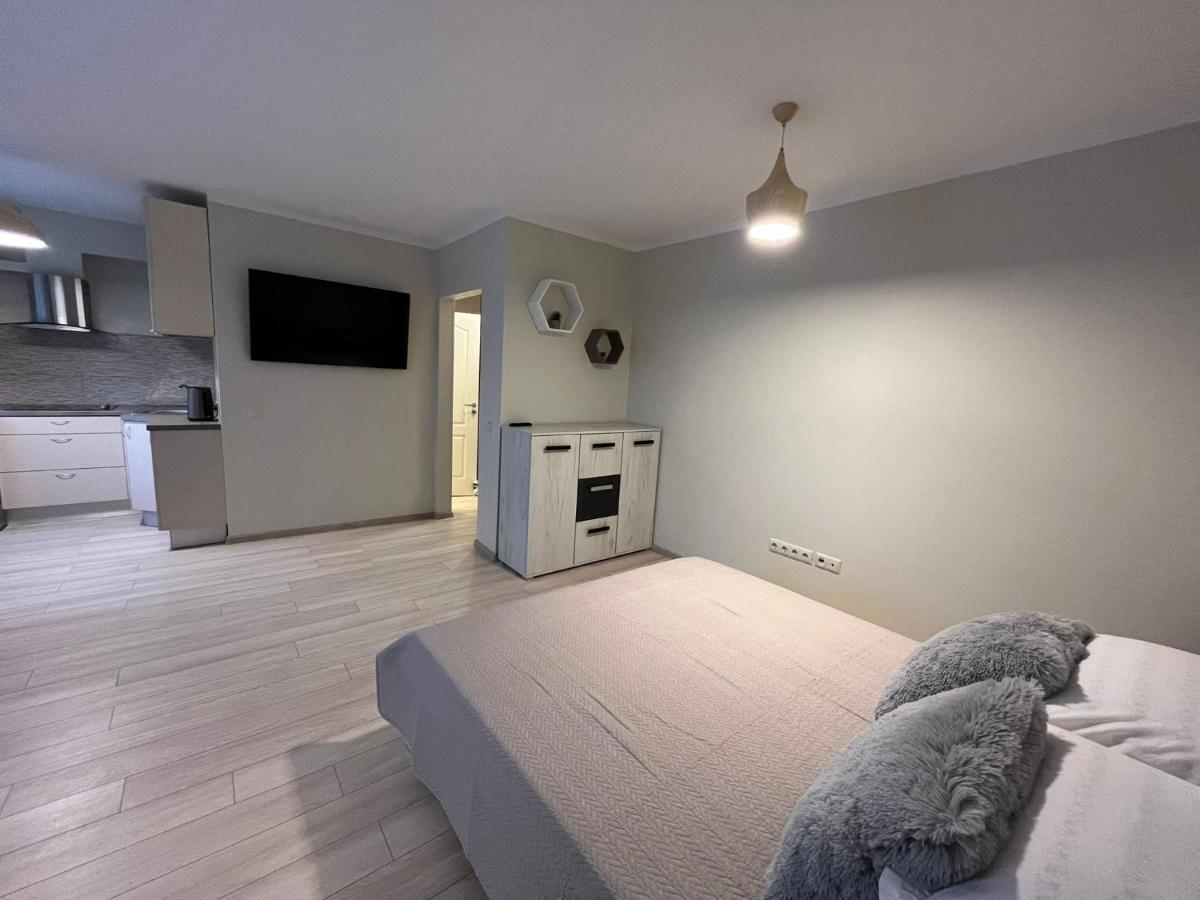 Beautiful Apartment Great Location Free Parking Riga Ngoại thất bức ảnh
